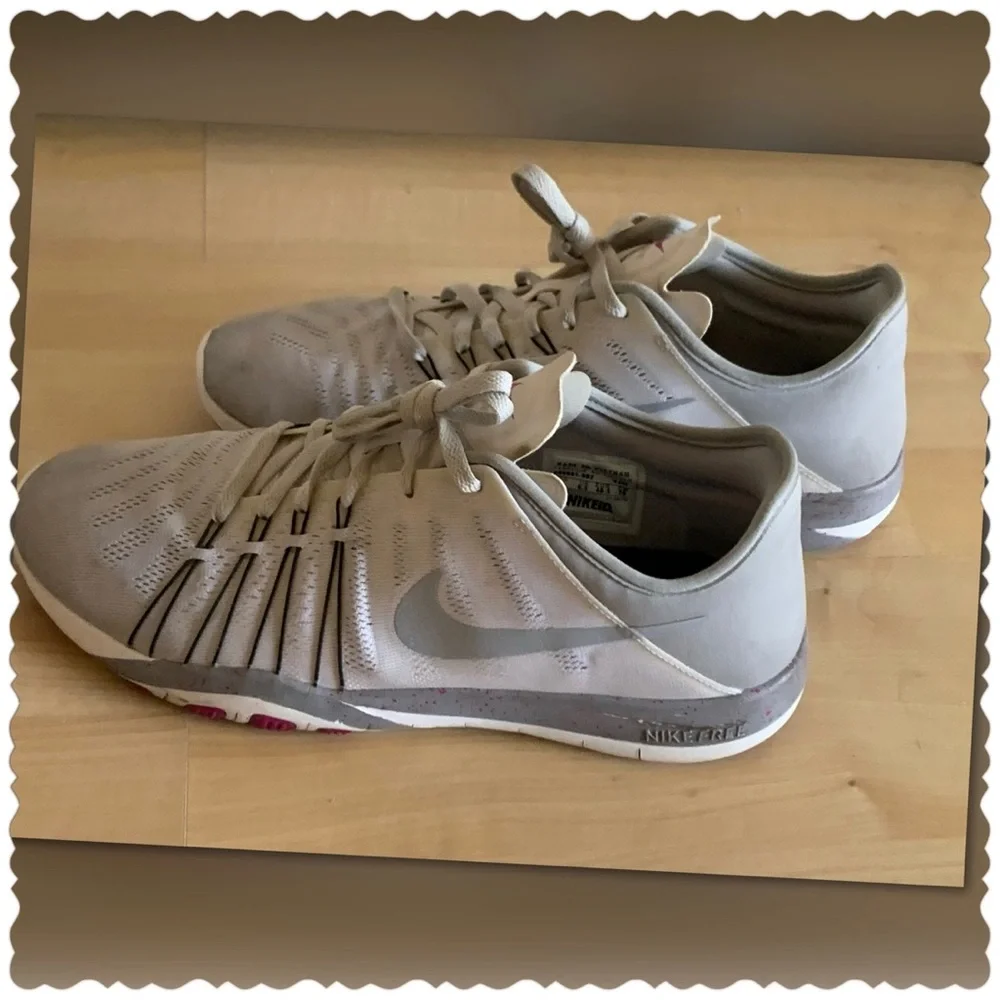 NIKE ID FREE TR 6 Training/Running Shoes